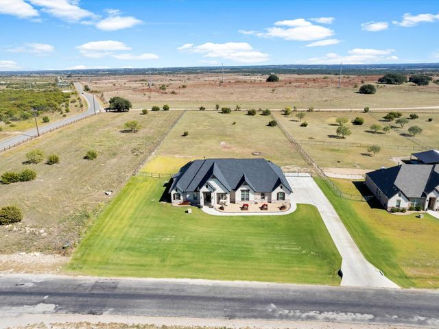 2005 Eagles Ridge Drive, Weatherford, TX 76087