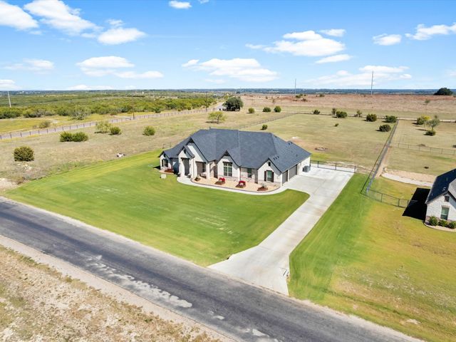2005 Eagles Ridge Drive, Weatherford, TX 76087