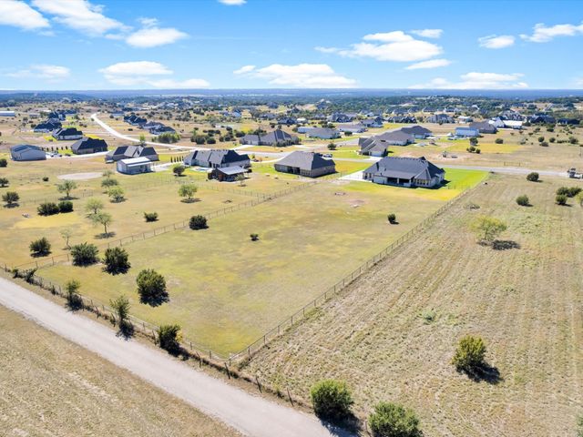 2005 Eagles Ridge Drive, Weatherford, TX 76087