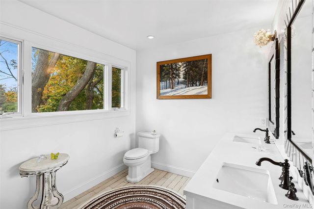 13 Willow Shade Avenue, East Quogue, NY 11942