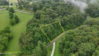 404 Quiet River Lane, Loudon, TN 37774