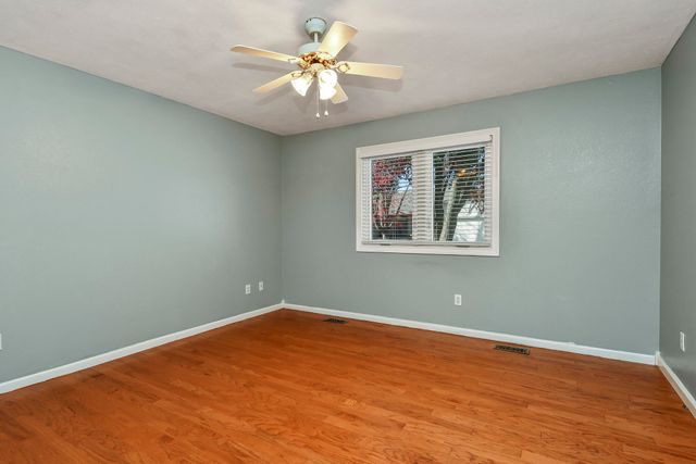 3925 S Jefferson Avenue 45, Springfield, MO 65807