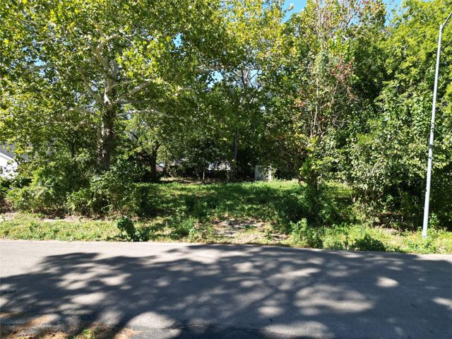 434 Hoffman Street, Houston, TX 77020
