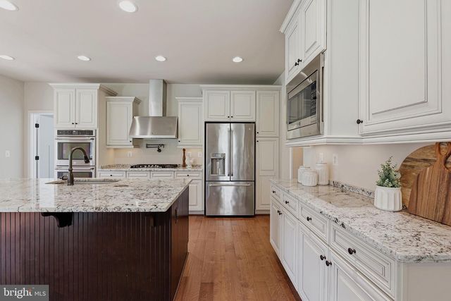 9904 S HARRIS FARM RD, Spotsylvania, VA 22553