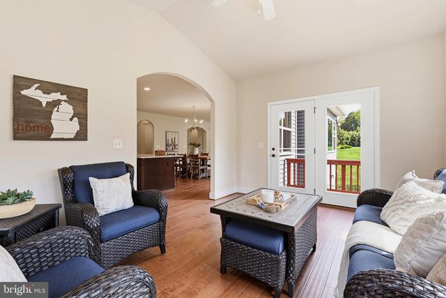 9904 S HARRIS FARM RD, Spotsylvania, VA 22553