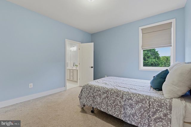 9904 S HARRIS FARM RD, Spotsylvania, VA 22553