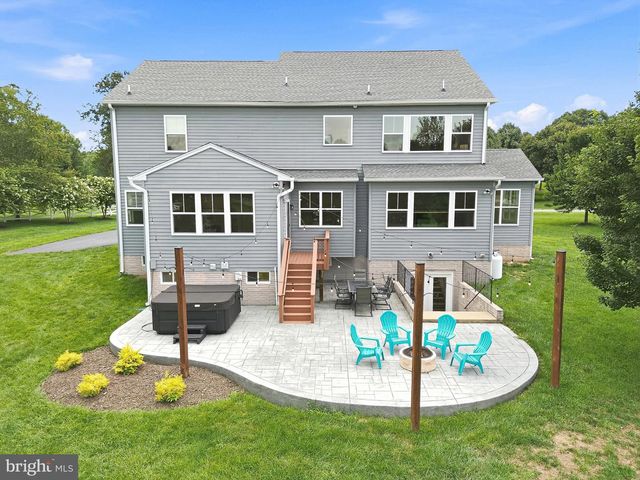 9904 S HARRIS FARM RD, Spotsylvania, VA 22553