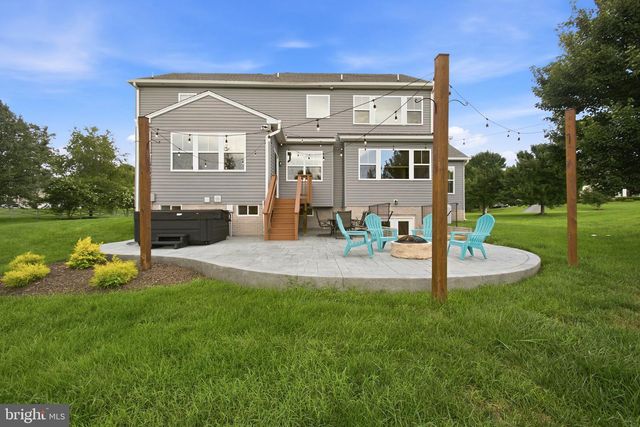 9904 S HARRIS FARM RD, Spotsylvania, VA 22553