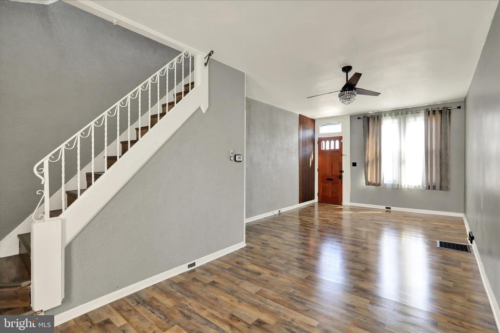 Image 10 of property listing at 209 FRANKLIN ST, Reading, PA 19602