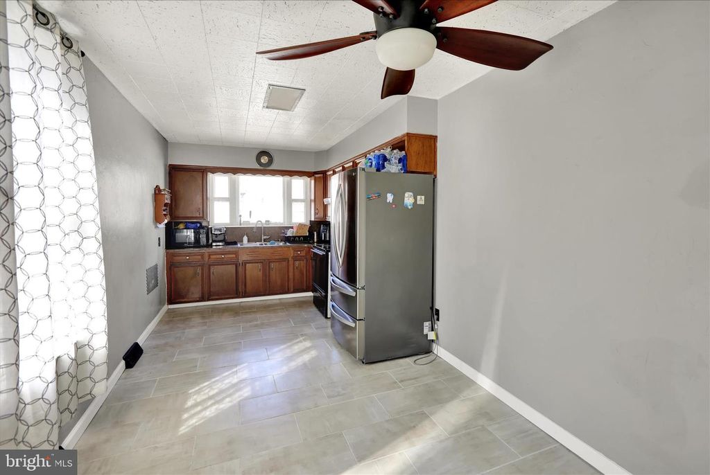 Image 15 of property listing at 209 FRANKLIN ST, Reading, PA 19602