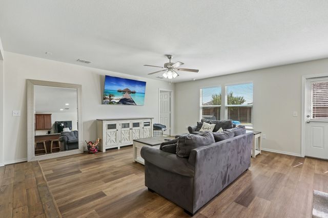 3304 Biggs Avenue, Aubrey, TX 76227