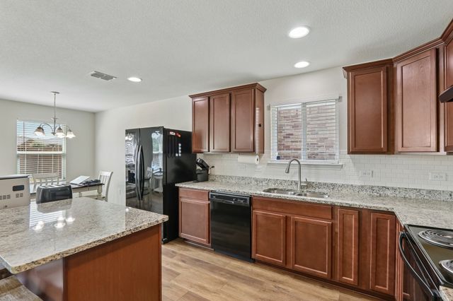 3304 Biggs Avenue, Aubrey, TX 76227
