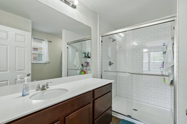 3304 Biggs Avenue, Aubrey, TX 76227