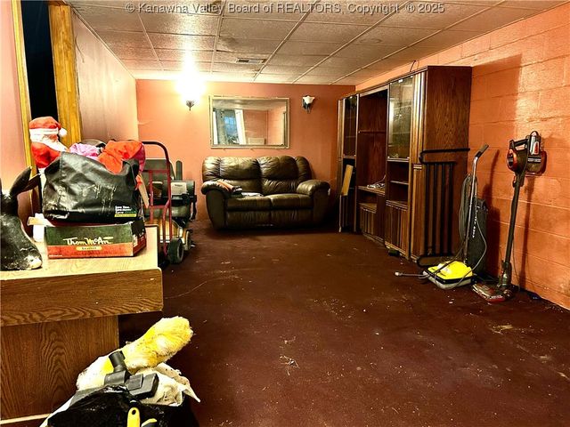 1163 Pigeon Roost Run, Kenna, WV 25248