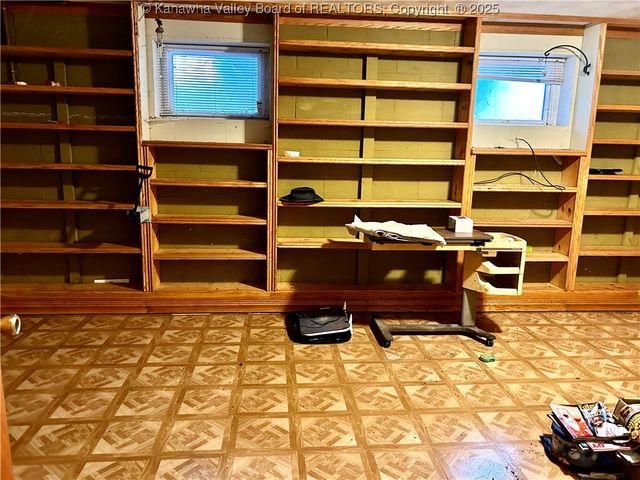 1163 Pigeon Roost Run, Kenna, WV 25248