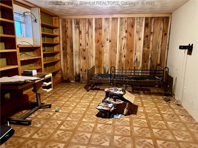 1163 Pigeon Roost Run, Kenna, WV 25248