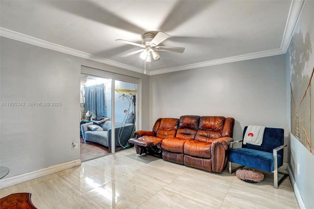 631 E 53rd St, Hialeah, FL 33013