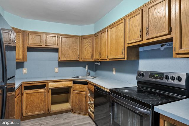 2000 S LAKESHORE DR, Browns Mills, NJ 08015