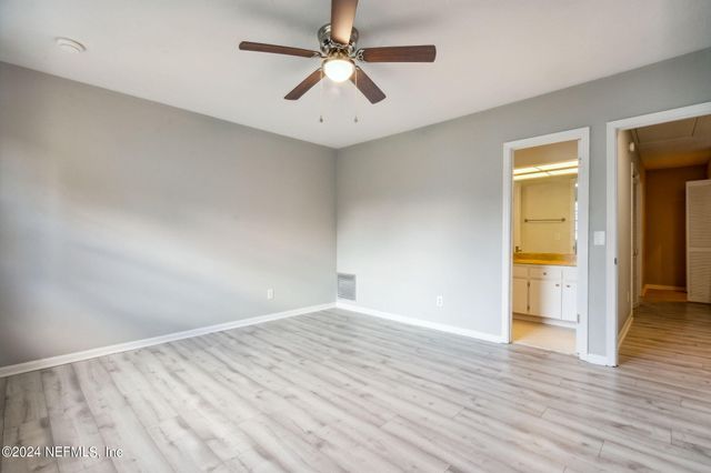 9252 SAN JOSE Boulevard 3602, Jacksonville, FL 32257