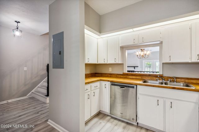 9252 SAN JOSE Boulevard 3602, Jacksonville, FL 32257