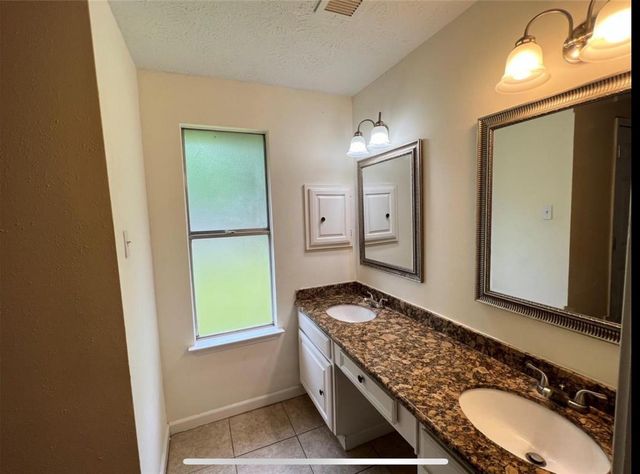 2335 Sunset Trail, Sugar Land, TX 77478