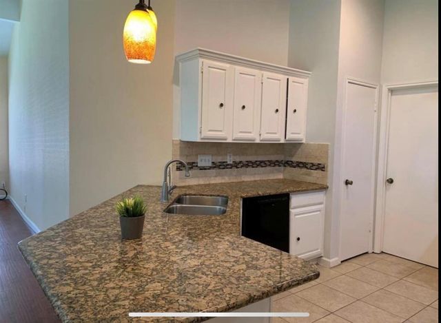 2335 Sunset Trail, Sugar Land, TX 77478