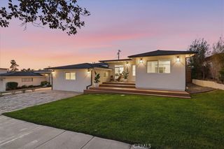 7337 W 88th Street, Los Angeles, CA 90045