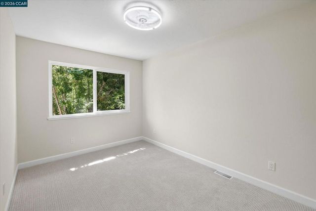 584 Mission Pl, Danville, CA 94526