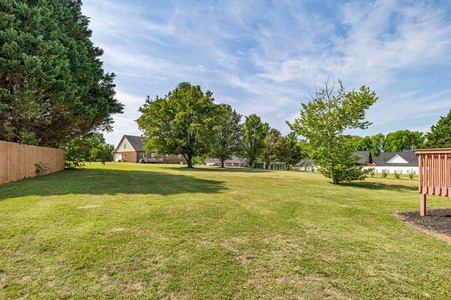 312 Rolling Meadow Ct, Spartanburg, SC 29303
