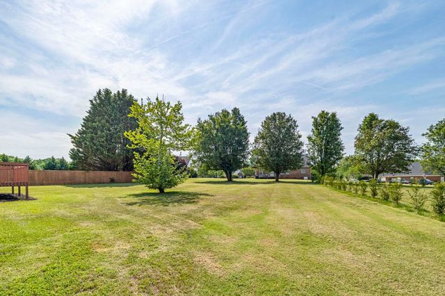 312 Rolling Meadow Ct, Spartanburg, SC 29303