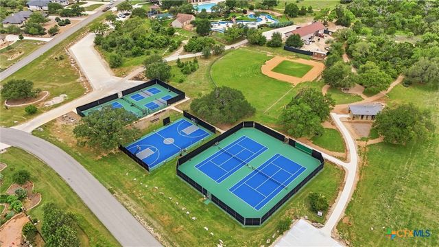 339 Sugarcane, New Braunfels, TX 78132