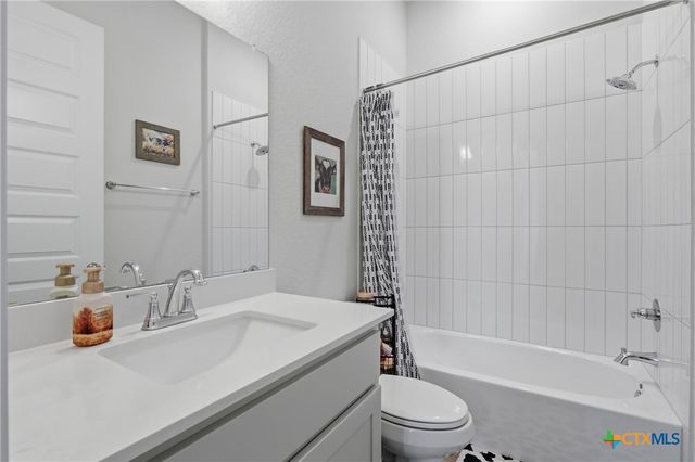 339 Sugarcane, New Braunfels, TX 78132