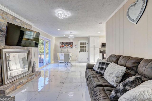 3839 Saddle Ridge Drive, Snellville, GA 30039