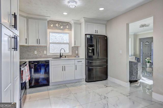 3839 Saddle Ridge Drive, Snellville, GA 30039