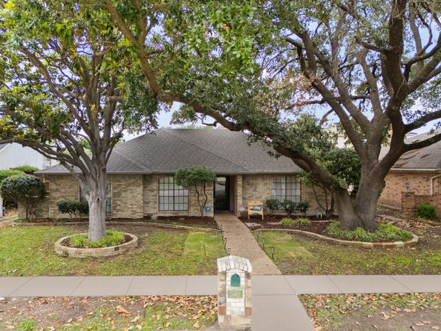 509 Kingsbridge Drive, Garland, TX 75040