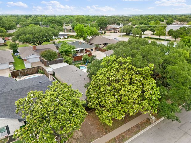 509 Kingsbridge Drive, Garland, TX 75040