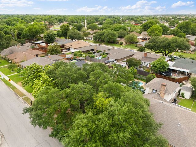509 Kingsbridge Drive, Garland, TX 75040