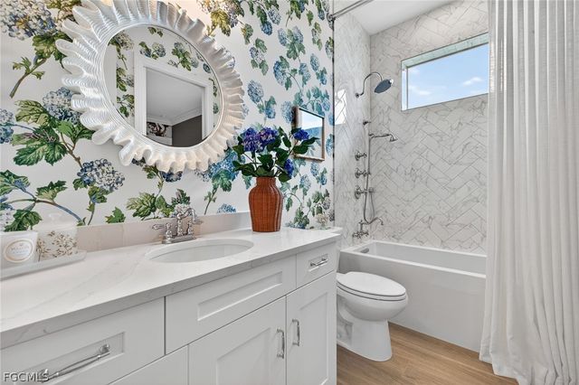 17395 Blue Sapphire DR, Fort Myers, FL 33913