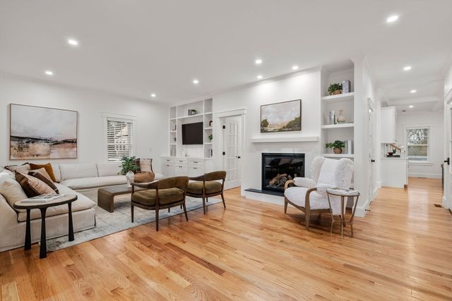764 Neponset St, Norwood, MA 02062