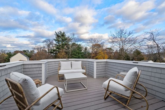 764 Neponset St, Norwood, MA 02062