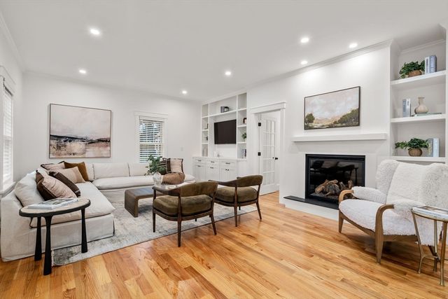 764 Neponset St, Norwood, MA 02062