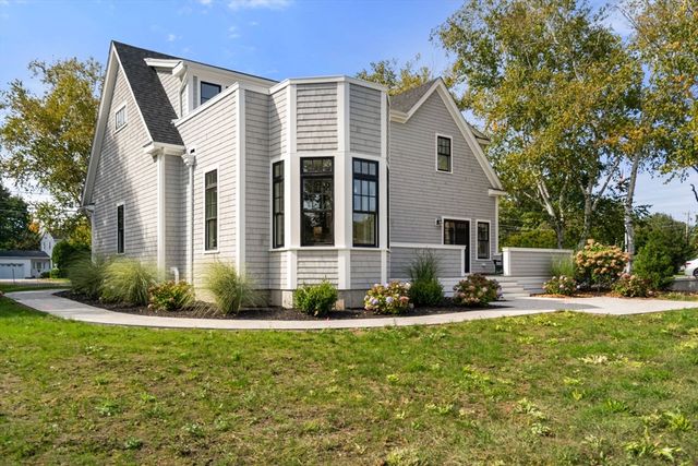 764 Neponset St, Norwood, MA 02062