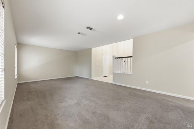 4595 Avondale Cir, Fairfield, CA 94533