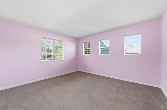 4595 Avondale Cir, Fairfield, CA 94533