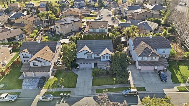 4595 Avondale Cir, Fairfield, CA 94533