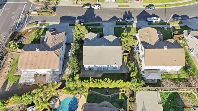 4595 Avondale Cir, Fairfield, CA 94533