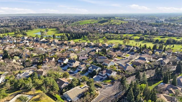 4595 Avondale Cir, Fairfield, CA 94533