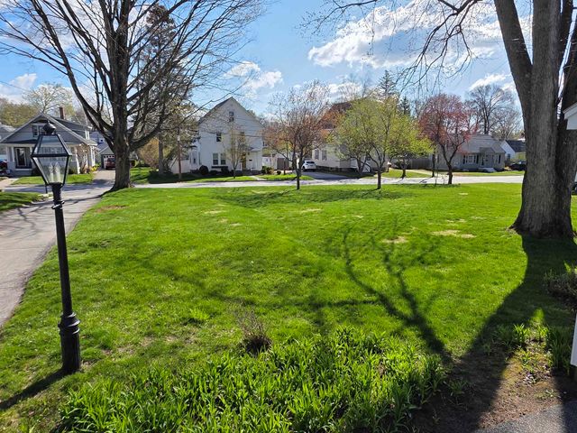 8 Princeton Street, Concord, NH 03301
