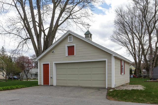 8 Princeton Street, Concord, NH 03301