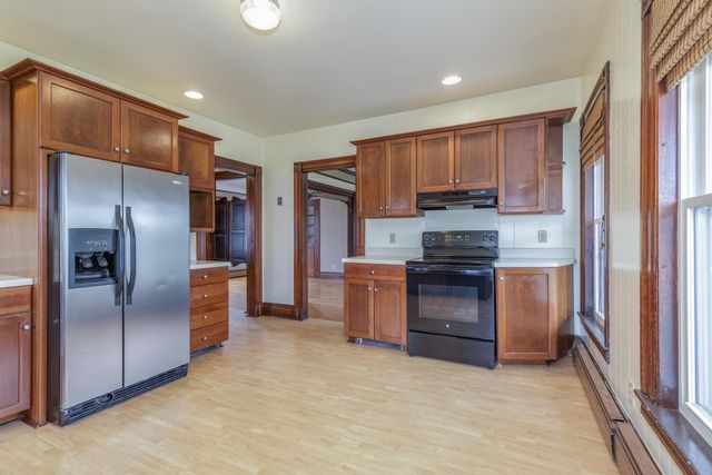 8 Princeton Street, Concord, NH 03301